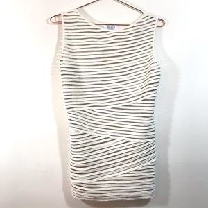 Bailey 44 | ribbed sheer top size large